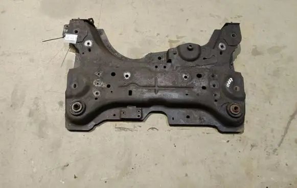 Renault Laguna III Front subframe
