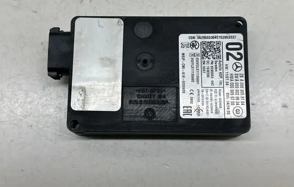 Mercedes-Benz C W205 Distronic sensor radar A0009058104 A0009028824 A0009056700