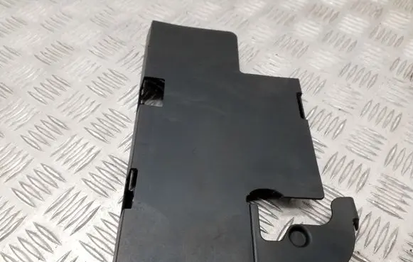 Audi A1 Battery box tray cover/lid 8K0915429F