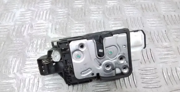 Volvo S90, V90 Rear door lock 31462445