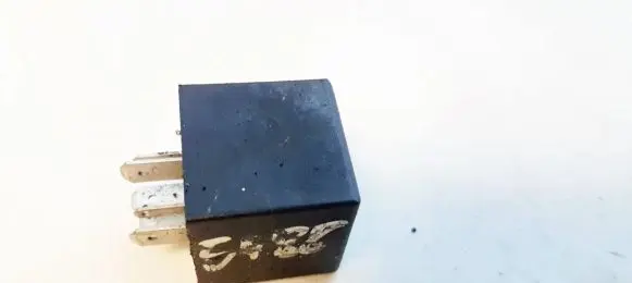 Volkswagen Polo III 6N 6N2 6NF Other relay 191955531