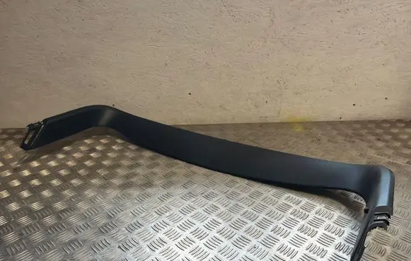 Nissan Qashqai Tailgate trim 909004EA0A
