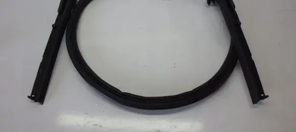 Ford Mustang VI Rubber seal loading door 7620708