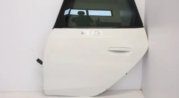 BMW 2 Active Tourer U06 Rear door 9627091