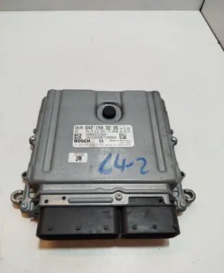 Mercedes-Benz E W211 Engine control unit/module A6421503226 0281014919