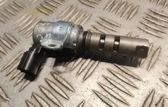 Lexus GS 300 350 430 450H Turbo solenoid valve 1534031020