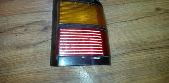 Volkswagen PASSAT B3 Rear/tail lights 333945257 Nenustatyta