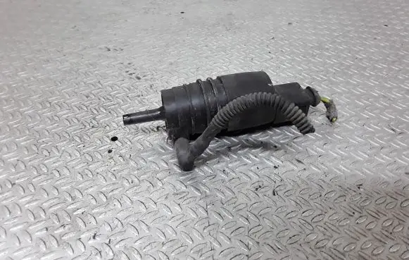 Audi A2 Windscreen/windshield washer pump