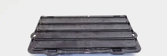 Audi Q7 4L Intercooler air guide/duct channel 8A0121223A
