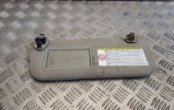 Toyota Avensis T270 Sun visor