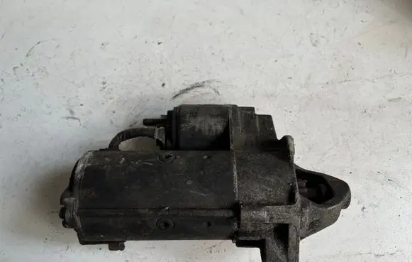 Audi A4 S4 B6 8E 8H Starter motor