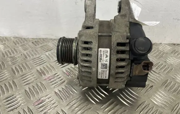 Peugeot 2008 I Generator/alternator 9820893880