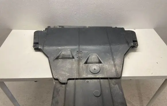 Renault Megane III Engine splash shield/under tray 758900006R 758900007R