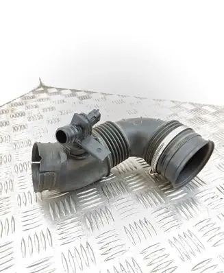 Opel Insignia A Air intake duct part 55561787