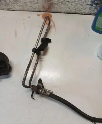 Chrysler Voyager Power steering hose/pipe/line 04721896AB