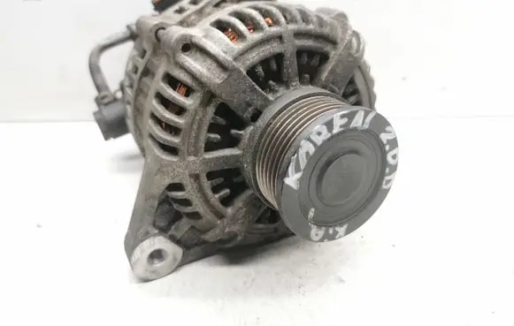KIA Carens I Generator/alternator 3730027012