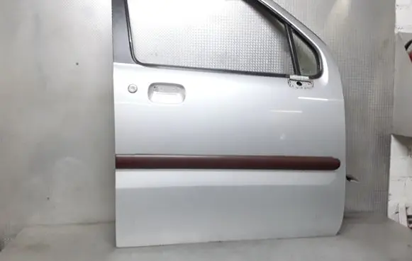 Opel Agila A Front door