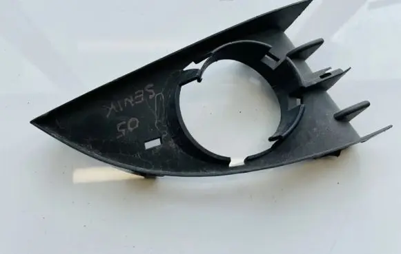 Renault Scenic II - Grand scenic II Front bumper lower grill p0009512