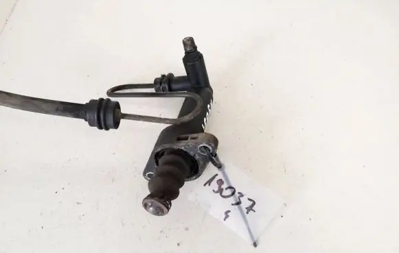 Skoda Fabia Mk2 (5J) Clutch master cylinder 6q0721261f