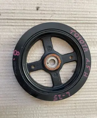 Toyota Yaris Crankshaft pulley