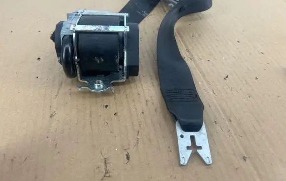 Renault Scenic III - Grand scenic III Front seatbelt 868850012R