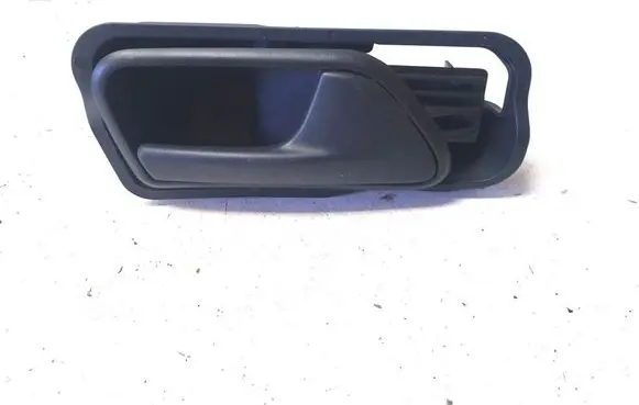 Volkswagen Caddy Front door interior handle 1T0837198A