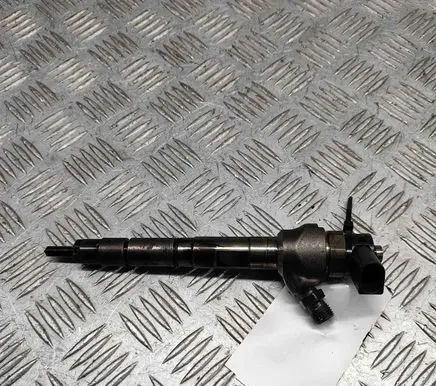 Fuel injector