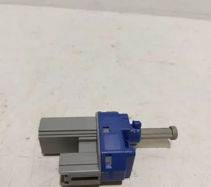 Mazda 3 II Brake pedal sensor switch BP4K