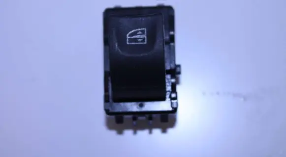 Renault Megane II Electric window control switch E30176 2319C