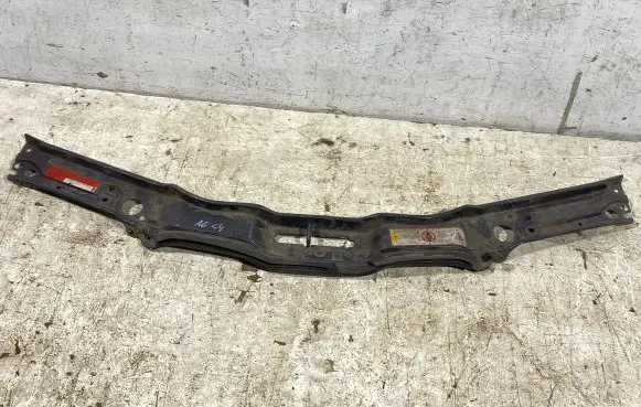 Audi A6 S6 C4 4A Top upper radiator support slam panel