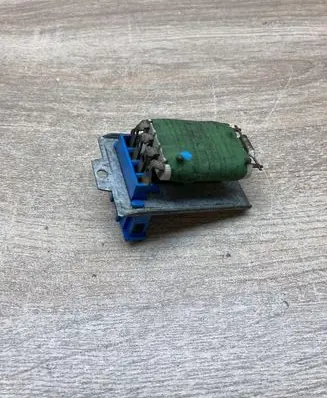 Volkswagen Sharan Heater blower fan relay 7M0959263B