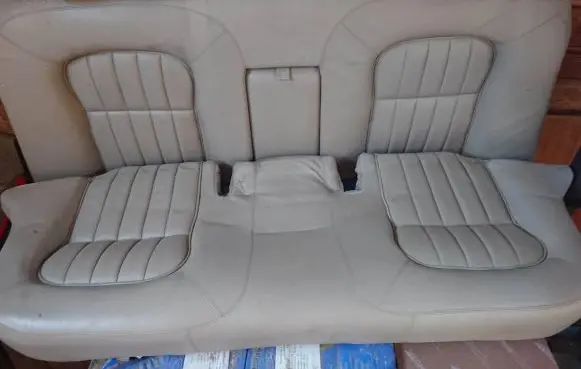 Jaguar XJ X300 Rear seat 