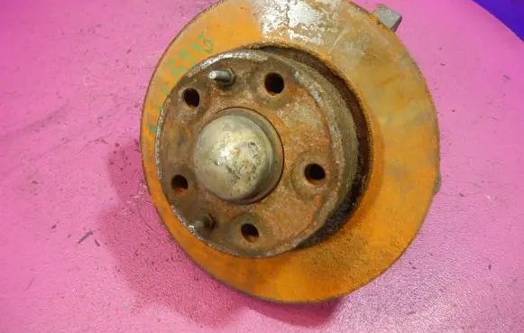 Iveco Daily 3rd gen Front wheel hub spindle knuckle