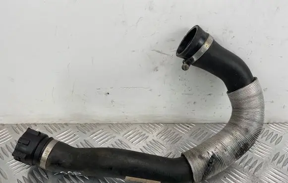 BMW 5 F10 F11 Engine coolant pipe/hose 7581942