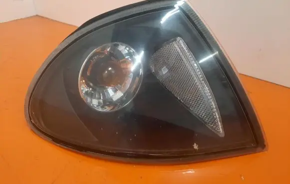 BMW 3 E46 Front indicator light