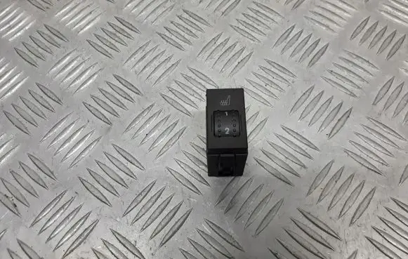 Ford C-MAX I Seat heating relay 3M5T-19K314-AC
