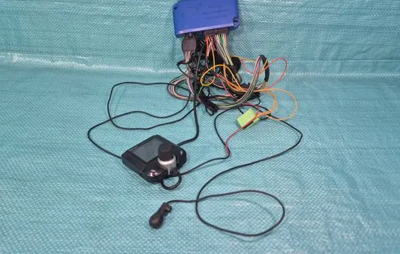 Volkswagen Caddy Hands-free kit Parrot