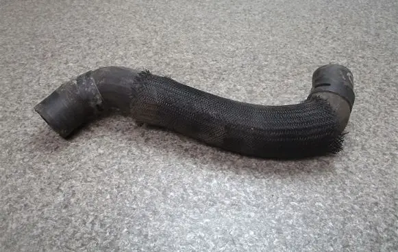 Toyota Avensis T250 Engine coolant pipe/hose