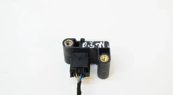 Audi A6 S6 C6 4F Airbag deployment crash/impact sensor 6911003
