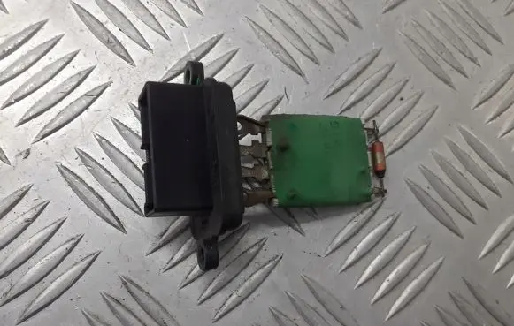 Fiat Stilo Heater blower fan relay 2R2K1R0K
