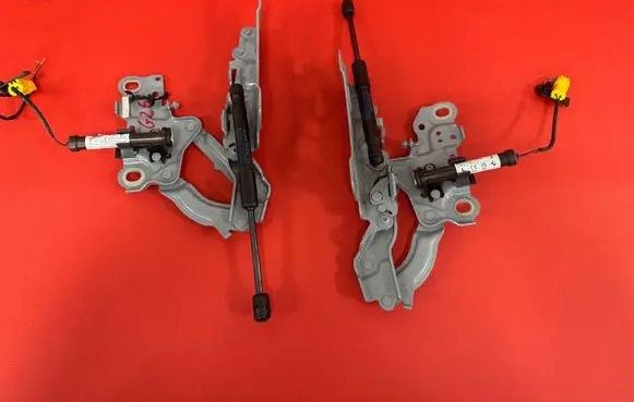 BMW 4 G22 G23 G24 G26 Engine bonnet/hood hinges 7450590 7450589
