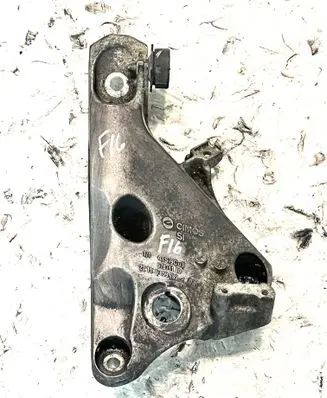 BMW X6 F16 Engine mounting bracket 6859785
