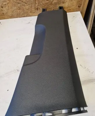 Volkswagen Golf VII (B) pillar trim (bottom) 5G4867292F 960330