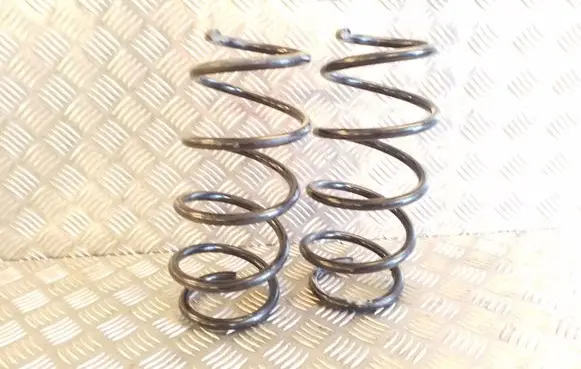 Opel Corsa C Front coil spring ST124075F