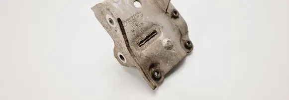 BMW 5 F10 F11 Radiator mount bracket 7186513 7207151 74314910