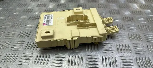 KIA Sorento Fuse module 919503W040