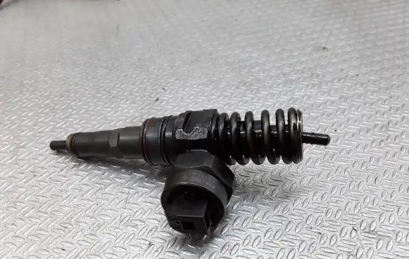 Ford Galaxy Fuel injector 038130073AC