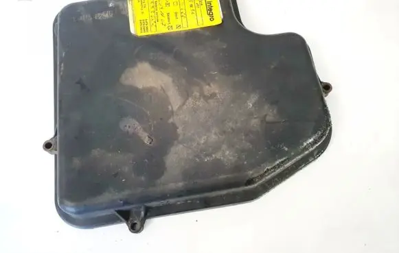 Volkswagen PASSAT B5 Fuse box cover 8d1907613a
