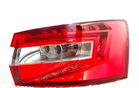Rear/tail lights