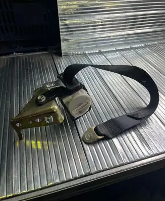 Toyota Corolla E120 E130 Rear seatbelt 7336002171